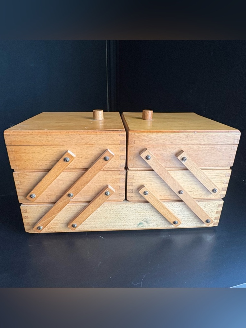 Vintage Multi compartment sewing box jewelry box - Picture 2 of 16